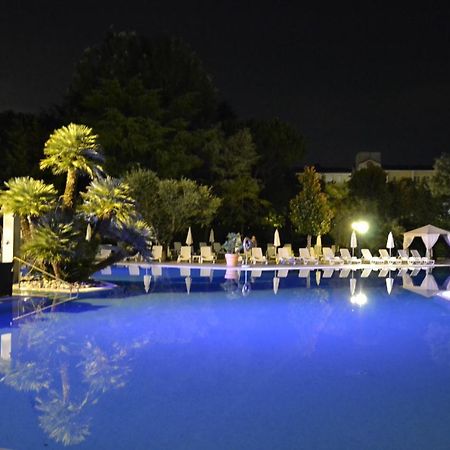 Hotel Internazionale Terme Abano Terme Bagian luar foto