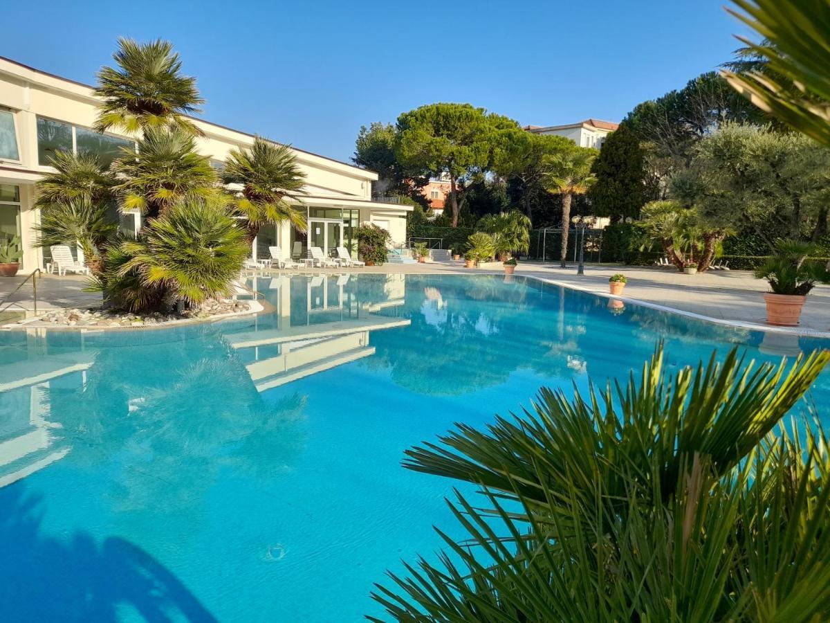 Hotel Internazionale Terme Abano Terme Bagian luar foto