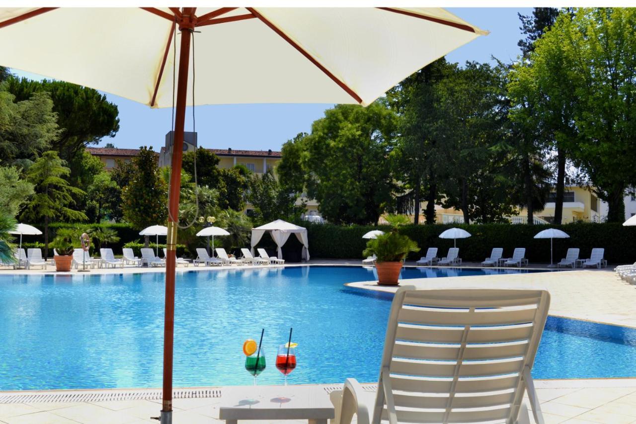 Hotel Internazionale Terme Abano Terme Bagian luar foto