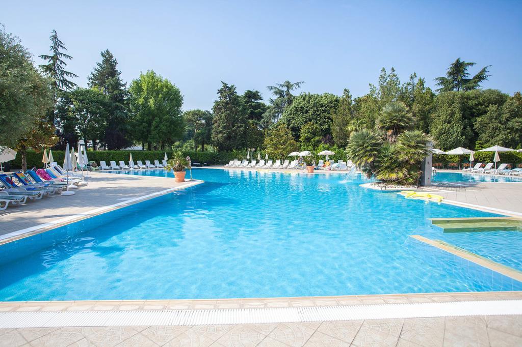 Hotel Internazionale Terme Abano Terme Bagian luar foto