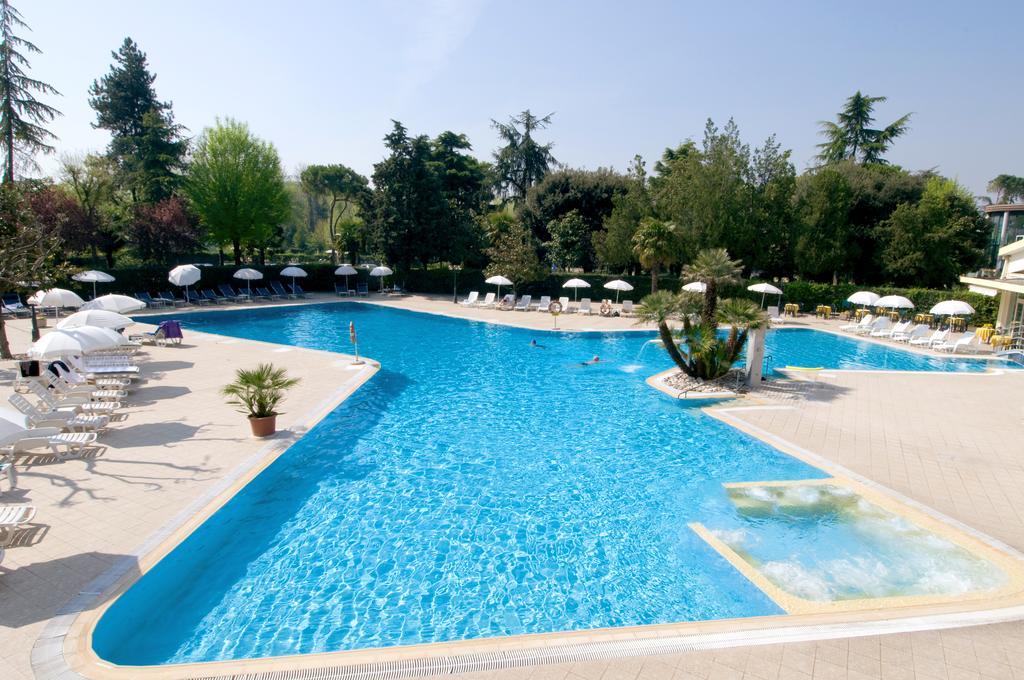 Hotel Internazionale Terme Abano Terme Bagian luar foto