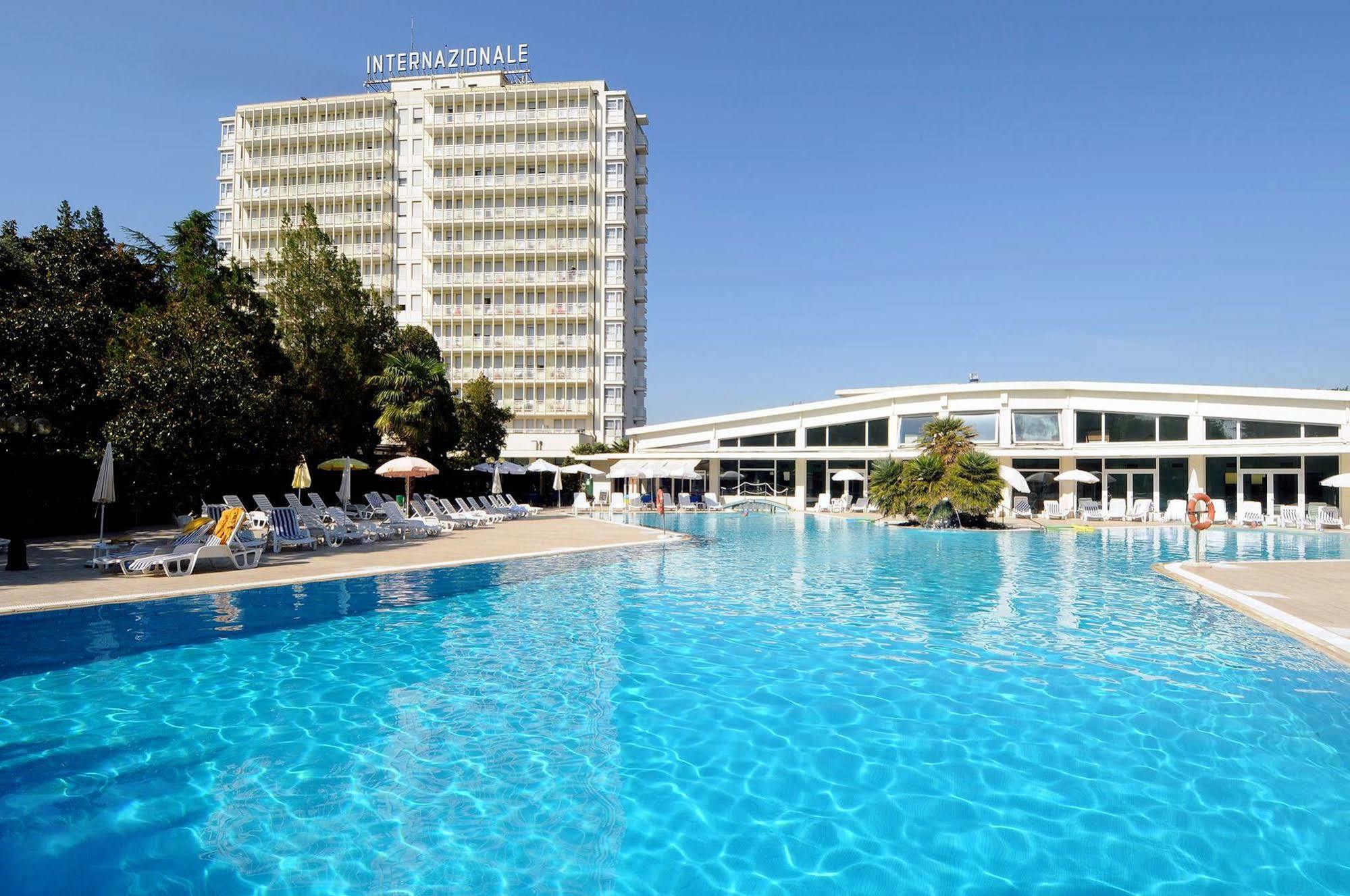 Hotel Internazionale Terme Abano Terme Bagian luar foto